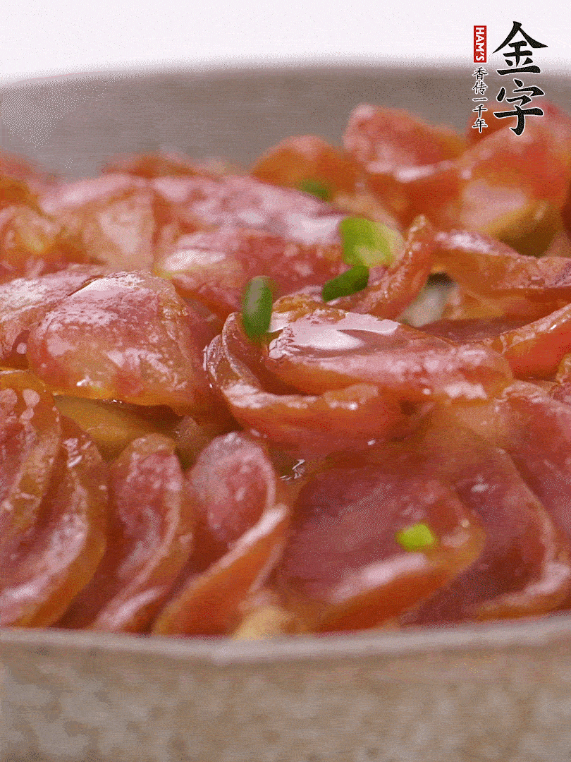 水開后放入，大火蒸10分鐘，關(guān)火燜2分鐘。